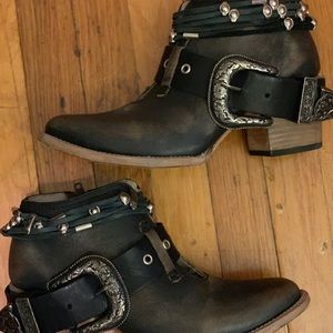 freebird saloon booties